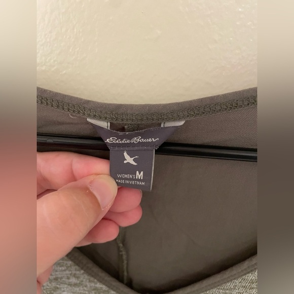 ✨Women’s Eddie Bauer Short Sleeve Green Shirt Size M - Picture 3 of 7